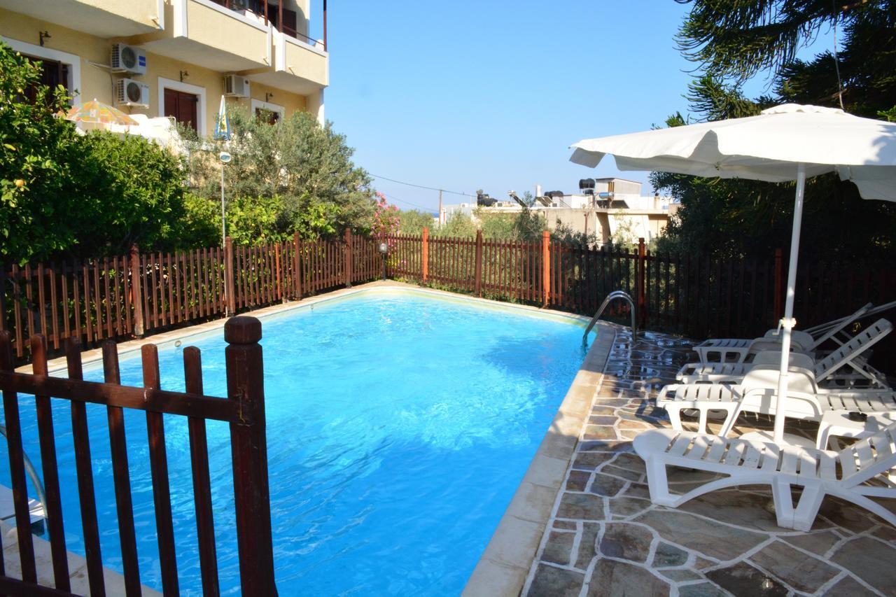 Voula Apartments Agia Marina  Exterior foto